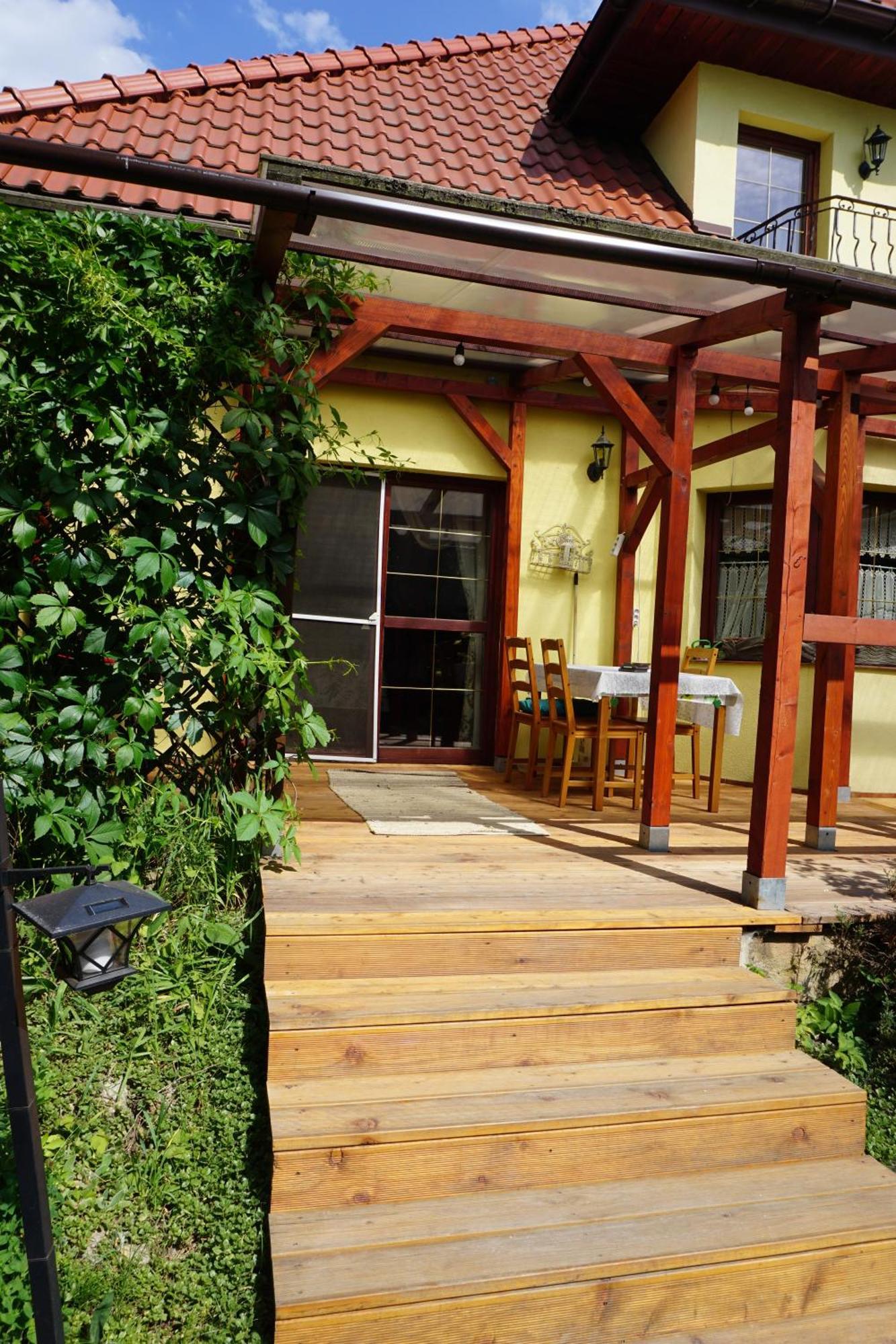 Comfortable House With Garden Manki Екстериор снимка
