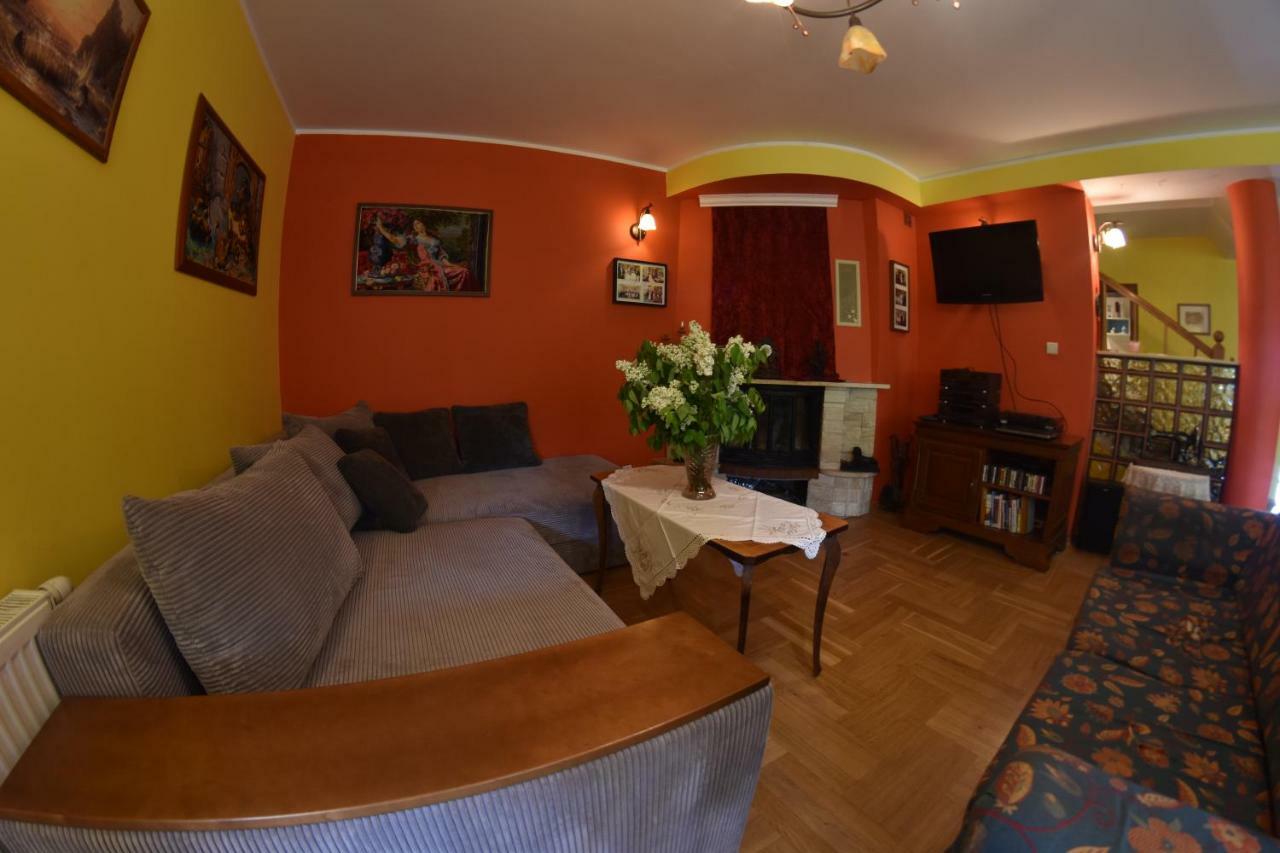 Comfortable House With Garden Manki Екстериор снимка