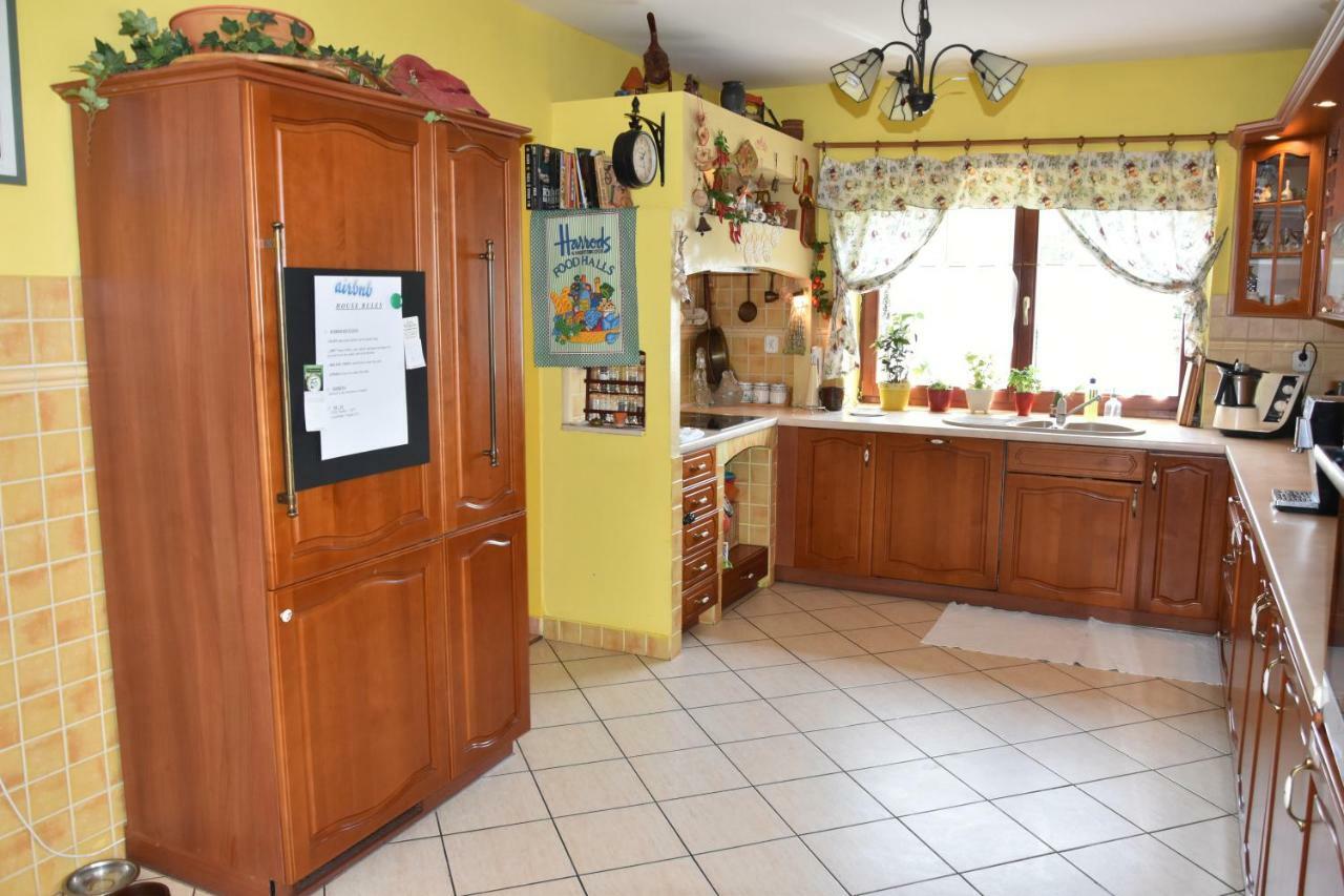 Comfortable House With Garden Manki Екстериор снимка