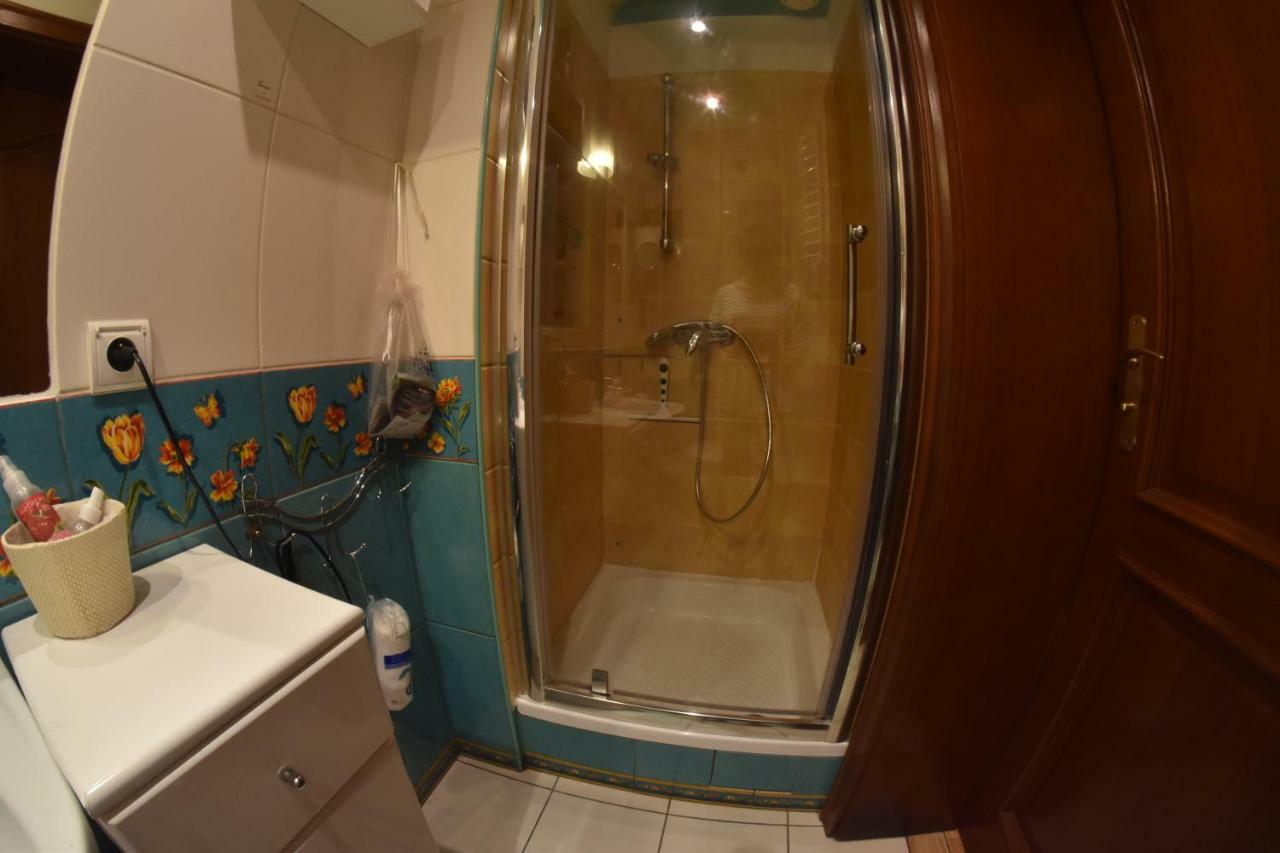 Comfortable House With Garden Manki Екстериор снимка